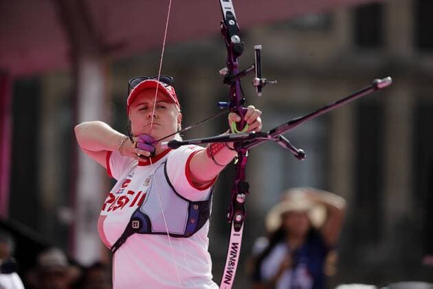 Bogenschießen, WM in Mexiko Russian Ksenia Perova competes for the gold medal against South Korean Chang Hye Jin during the World Archery Championships 2017 individual women s recurve bow outdoor event in Mexico City, Mexico, 22 October 2017. World Archery Champioships 2017 in Mexico City !ACHTUNG: NUR REDAKTIONELLE NUTZUNG!  Copyright: xJoséxMéndezx CMX041 20171023-636443192603517414