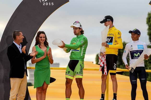 PARIJS- 26-07-2015, wielrennen, Etappe 21, Sevres - Parijs, de vier truien van de Tour de France 2015. Gele trui en bolletjestrui voor Chris Froome (midden), Witte trui (jongeren klassement) voor Nairo Quintana (rechts) en de groene trui (springklassement) voor Peter Sagan (links) Tour de France etappe 21