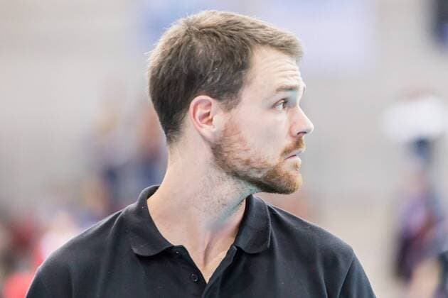 Jonas Kronseder (Schwarz-Weiß Erfurt, Trainer); Porträt, Einzelbild, Volleyball, 1. Bundesliga Frauen, Allianz MTV Stuttgart - Schwarz-Weiß Erfurt,