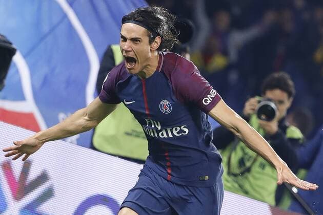 Edinson Roberto Paulo Cavani Gomez psg El Matador El Botija Florestan inscrit le premier but servi par Angel Di Maria psg sur coup franc joie FOOTBALL PARIS SAINT GERMAIN v OGC NICE Ligue 1 Conforama 27 10 2017 StephaneAllaman Panoramic 