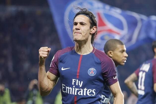 Edinson Roberto Paulo Cavani Gomez psg El Matador El Botija Florestan inscrit le premier but servit par Angel Di Maria psg sur coup franc joie FOOTBALL PARIS SAINT GERMAIN v OGC NICE Ligue 1 Conforama 27 10 2017 StephaneAllaman Panoramic 