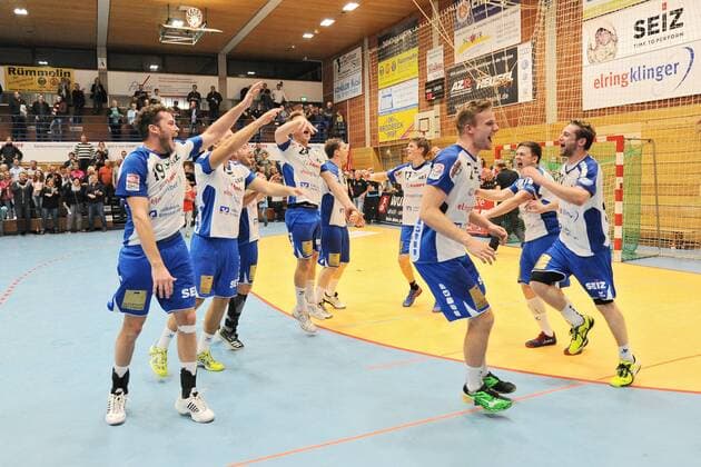 so sehen Sieger aus der TV Neuhausen gewinnt mit 30:29 gegen die Rhein-Neckar Loewen II TV Neuhausen,Handball,Maenner,3.Liga Sued,27.10.2017, Foto:TBaur Eibner Metzingen Copyright: xBaurT Eibner-Pressefotox EP_ToBa