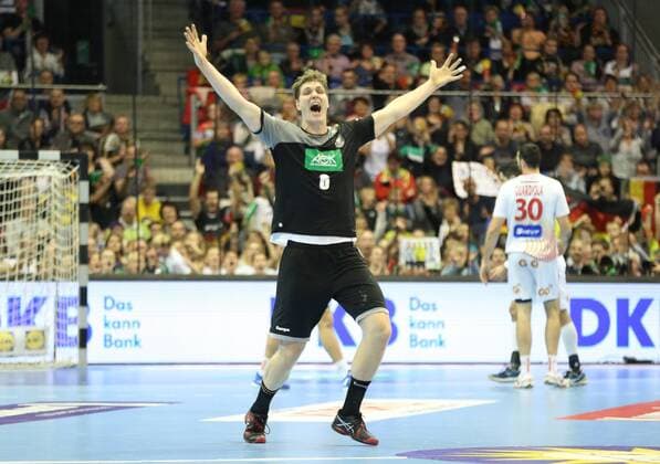 28.10.2017, xcsx, Handball Laenderspiel Herren, Deutschland - Spanien, emspor, v.l. Finn Lemke (Deutschland) Emotion, emotional Magdeburg
