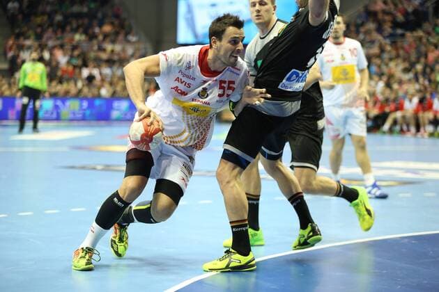 28.10.2017, xcsx, Handball Laenderspiel Herren, Deutschland - Spanien, emspor, v.l. Adria Figueras (Spanien) Magdeburg