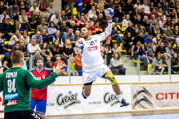 28.10.2017, BSZF Suedstadt, Maria Enzersdorf, AUT, Handball Testspiel, Oesterreich vs Serbien, im Bild Julian Ranftl (AUT) during a men s International Friendly Länderspiel handball match between Austria and Serbia at the BSZF Suedstadt, Maria Enzersdorf, Austria on 2017 10 28, Maria Enzersdorf