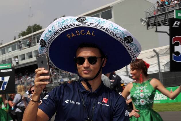 Formel 1, GP Mexiko, vor dem Start 29.10.2017 - Pascal Wehrlein (GER) Sauber C36 Mexican Grand Prix, Mexico City 26 - 29 October 2017 29.10.2017 - Pascal Wehrlein (GER) Sauber C36 