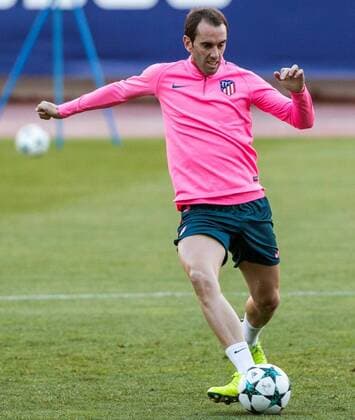 Atletico de Madrid s Diego Godin during an official training session of the team at the Vicente Calderon stadium in Madrid, Spain, 30 October 1993. Atletico de Madrid will face Qarabag for a UEFA Champions League match tomorrow. Atletico de Madrid s training session !ACHTUNG: NUR REDAKTIONELLE NUTZUNG!  Copyright: xRodrigoxJimenezx MAD011 20171030-636449887289348807