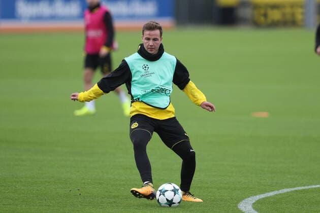 Fußball Champions League Saison 2017 2018 Training von Borussia Dortmund am 31 10 2017 in Dortmund Nordrhein Westfalen Mario Goetze Borussia Dortmund Kirchner TimxRehbein