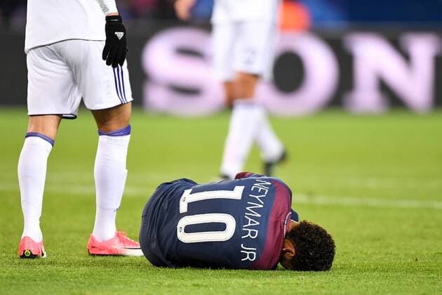 10 NEYMAR JR psg BLESSURE FOOTBALL Paris SG vs Anderlecht Ligue des Champions 31 10 2017 AnthonyBIBARD FEP Panoramic 