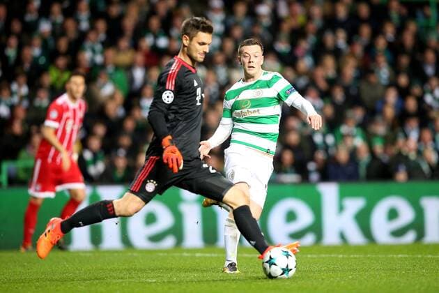Torwart Sven Ulreich (FC Bayern Muenchen 26) Callum McGregor ( Celtic Glasgow 42 ), Celtic Glasgow vs FC Bayern Muenchen, Champions League, Fussball, 31.10.2017, Glasgow Copyright: xLanger Eibner-Pressefotox EP_HLR