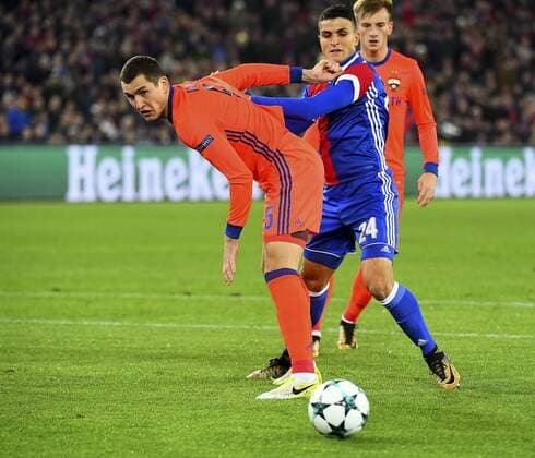 31st October 2017, St Jakob-Park, Basel, Switzerland; UEFA Champions League, FC Basel versus CSKA Moscow; Mohamed Elyounoussi of FC Basel challenges Viktor Vasin of CSKA Moscow for the ball  ActionPlus11946700