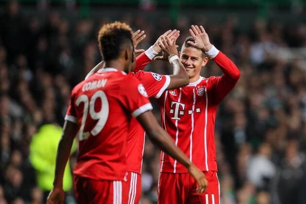 Glasgow, Scotland 31.10.2017, UEFA Champions League - 2017 18 Season, Gruppenphase - Gruppe B -4. Spieltag, Celtic Glasgow - FC Bayern Muenchen, Bejubeln das Tor zum 2:1 von Javier Martinez (FCB) Kingsley Coman (FCB) James David Rodríguez Rubio (FCB) David Alaba (FCB) ( DeFodi048