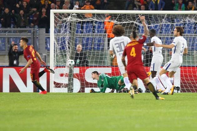 Bilder des Tages - SPORT 31st October 2017, Stadio Olimpico, Rome, Italy; UEFA Champions League, Roma versus Chelsea; El Shaarawi of AS Roma scores 1-0  ActionPlus11946791