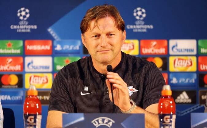 Porto - RB Leipzig PK Champions League Porto, 31.10.2017, Estadio do Dragao, Fussball, UEFA Champions League, Gruppe G, 4.Spieltag, Pressekonferenz am Vortag des Spiels FC Porto vs. RB Leipzig , Im Bild: Trainer Ralph Hasenhüttl Hasenhuettl (RB Leipzig) ,