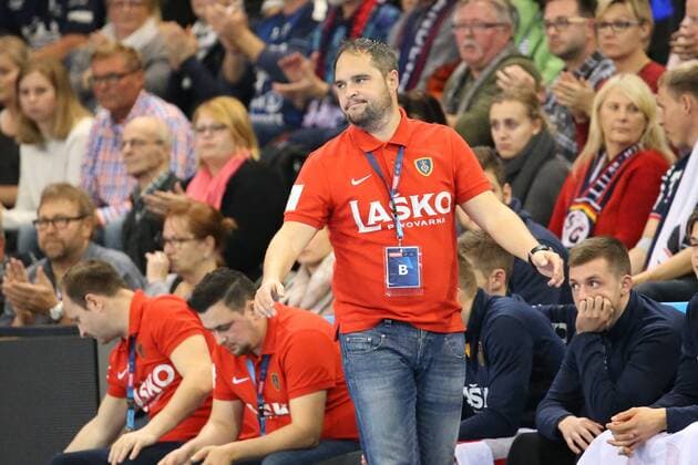 SG Flensburg-Handewitt - RK Celje Pivovarna Lasko, EHF Champions League; Flensburg, 01.11.17 Flensburg, 01.11.17, Handball, VELUX EHF Champions League, Saison 2017 2018, Gruppenphase, SG Flensburg-Handewitt - RK Celje Pivovarna Lasko : Branko Tamse (RK Celje Pivovarna Lasko, Trainer)