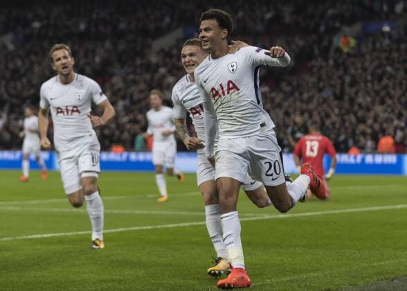 Football - 2017 2018 UEFA Champions League - Group H: Tottenham Hotspur vs. Real Madrid Dele Alli (Tottenham FC) and Kieran Trippier (Tottenham FC) run off in celebration after he opens the scoring at Wembley Stadium. COLORSPORT DANIEL BEARHAM  csp_tot_rma_011117_