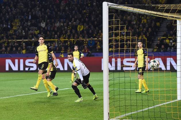 Fußball Champions League Gruppenphase Borussia Dortmund - APOEL Nikosia am 01.11.2017 im Signal Iduna Park in Dortmund Tor zum 1:1 durch Mickael Pote ( Nikosia )