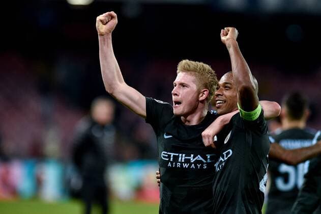Fabian Delph of Manchester City and Kevin De Bruyne of Manchester City celebrate the victory during the UEFA Champions League group F match between Napoli and Manchester City at Stadio San Paolo, Naples, Italy on 1 November 2017. Copyright: xGiuseppexMaffiax 17480112