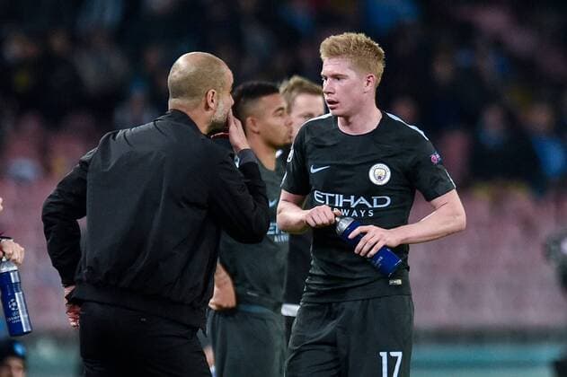 Kevin De Bruyne of Manchester City talks with Josep Guardiola of Manchester City during the UEFA Champions League group F match between Napoli and Manchester City at Stadio San Paolo, Naples, Italy on 1 November 2017. Copyright: xGiuseppexMaffiax 17480089