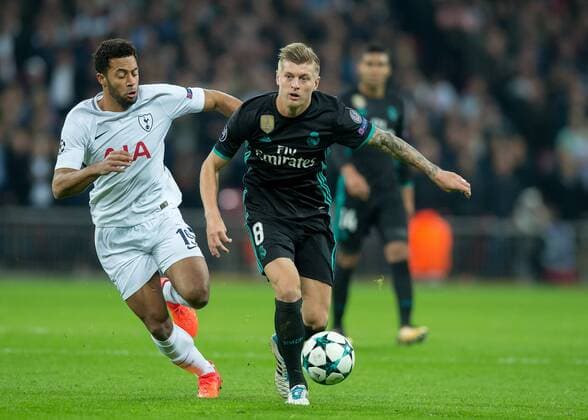 Toni Kroos of Real Madrid and Mousa Dembele of Tottenham Hotspur during the UEFA Champions League group H match between Tottenham Hotspur and Real Madrid at Wembley Stadium London England on 1 November 2017 Photo by Vince Mignott  xVincexMignottx xUKSPx xAFP7x xTottenhamxvxRealxMadrid,xUK,xNovx1thx2017x