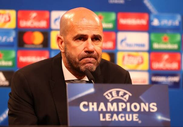 Bilder des Tages - SPORT Mittwoch 01.11.2017, Saison 2017 2018, UEFA Champions League, 4. Spieltag im Dortmunder Signal Iduna Park, BVB 09 Borussia Dortmund - Apoel Nikosia, Peter Bosz (Trainer, BVB) auf der anschliessenden Pressekonferenz