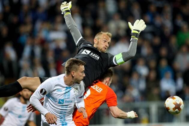 SOCCER - UEFA EL, Rijeka vs A.Wien RIJEKA,CROATIA,02.NOV.17 - SOCCER - UEFA Europa League, group stage, HNK Rijeka vs FK Austria Wien. Image shows Andrej Prskalo (Rijeka) and Filip Bradaric (Rijeka). GEPAxpictures xMaticxKlansek