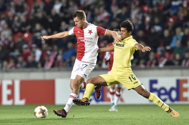 Tomas Necid of Slavia, left, and Rodrigo Hernandez of Villarreal in action during the UEFA European Soccer League group A 4th round match between Villarreal and Slavia Prague at the Eden stadium in Prague, Czech Republic, November 2, 2017. (CTKxPhoto MichalxKrumphanzl) CTKPhotoP201711020993701  _VIS5924