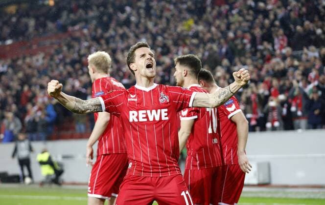 Köln, RheinEnergieStadion, 02.11.17: Torschütze zum 1:0 Tor Simon Zoller (1.FC Köln) jubelt im Europaleague Spiel zwischen 1.FC Köln vs. BATE Baryssau in der Saison 2017 2018.