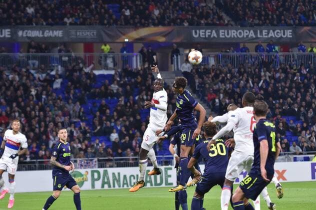 Mouctar Diakhaby lyon vs Dominic Calvert Lewin everton FOOTBALL Lyon vs Everton Ligue Europa Phase de goupe 02 11 2017 FredericChambert Panoramic 