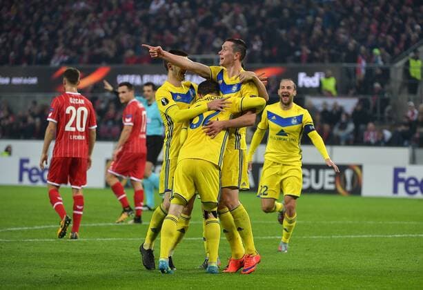02.11.2017, xjpx, Fussball Europa League, 1.FC Koeln - BATE Baryssau, emspor v.l. Torjubel nach dem Treffer zum 1:2 durch Nikolai Signevich (Borisov - mitte) Koeln