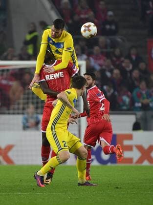 02.11.2017, xjpx, Fussball Europa League, 1.FC Koeln - BATE Baryssau, emspor v.l. Sehrou Guirassy (Koeln) im Zweikampf Koeln