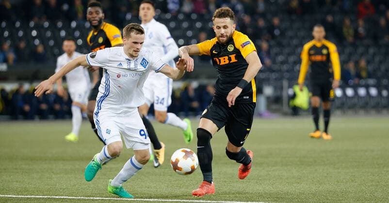 02.11.2017 Stade de Suisse Bern , SCHWEIZ , Saison 2017 2018 Herren Fussball Europa League BSC Young Boys Bern - Dynamo Kiew Tomasz Kedziora (li,Kiew) gegen Miralem Sulejmani (Young Boys)