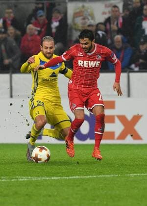 Fussball, Herren, UEFA Europa pokal , Saison 2017 2018, FC Koeln vs FC BATE Borisov , 02.11.2017, Rheinenergiestadion, Köln,Igor Stasevich, BATE Borisov, Leonardo Bittencourt, FC Koeln,