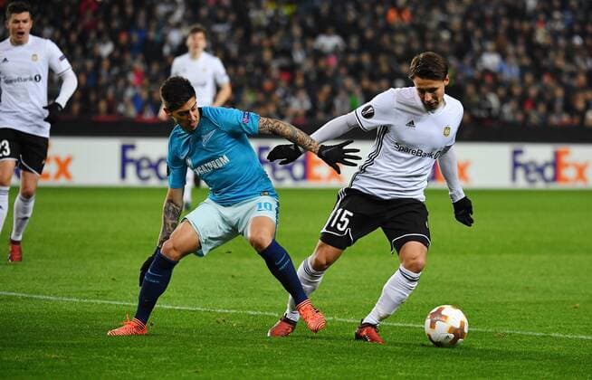 Fotball Menn UEFA Europa League Rosenborg - Zenit Lerkendal Stadium, Trondheim, Norway 2 november 2017 Emiliano Rigoni, Zenit (V) og Anders Trondsen, Rosenborg, i duell Foto : Arve Johnsen, Digitalsport 
