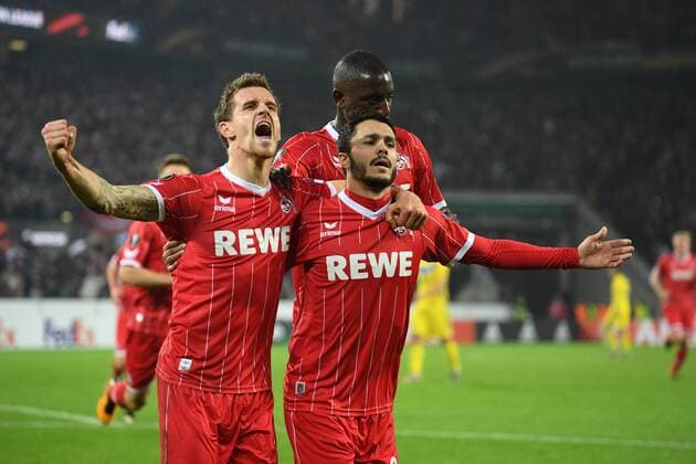 Bilder des Tages - SPORT Fussball, Herren, UEFA Europa pokal , Saison 2017 2018, FC Koeln vs FC BATE Borisov , 02.11.2017, Rheinenergiestadion, Köln, Simon Zoller,Leonardo Bittencourt, SehrouGuirassy, FC Koeln, ,