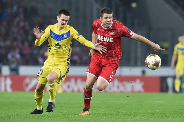 Fußball Europa League Gruppenphase 1. FC Köln - BATE Borissow am 02.11.2017 im RheinEnergieStadion in Köln Mirko Ivanic ( Borissow ), links - Dominique Heintz ( Köln ), rechts
