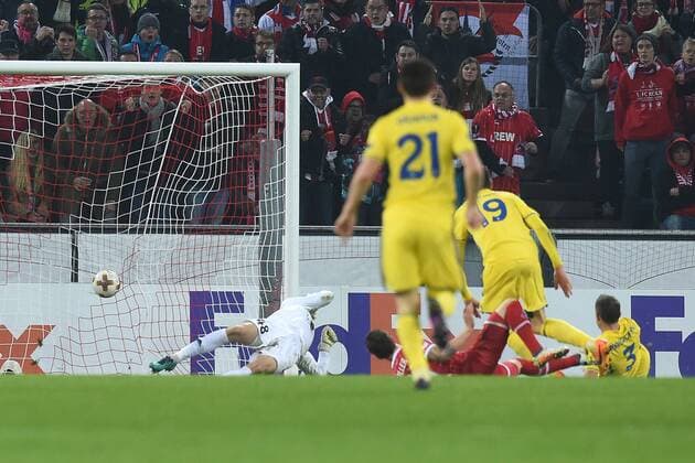 Fußball Europa League Gruppenphase 1. FC Köln - BATE Borissow am 02.11.2017 im RheinEnergieStadion in Köln Tor zum 1:0 durch Simon Zoller ( Köln )