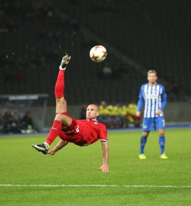 Bilder des Tages - SPORT GER, Europa League, Hertha BSC VS. Sorja Luhansk 02.11.2017, OLympiastadion, Berlin, GER, Europa League, Hertha BSC VS. Sorja Luhansk, im Bild E. Opanasenko (Sorja Luhansk 39)