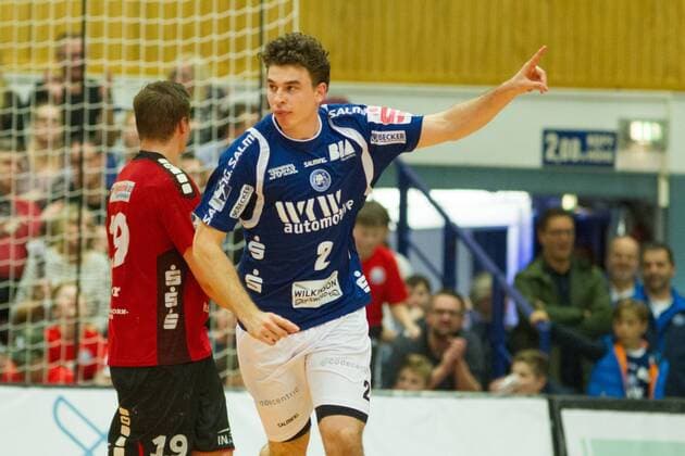 Torjubel Maximilian Leon Bettin ( 2, Bergischer HC) Bergischer HC vs. HSG Nordhorn-Lingen, Handball, 2. Bundesliga, 04.11.17 Solingen NRW Deutschland Klingenhalle
