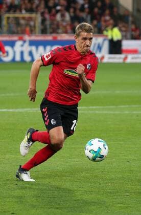 SC Freiburg - FC Schalke 04 Deutschland, Freiburg, 04.11.2017, Fussball, Bundesliga, Saison 2017 2018, 11. Spieltag, SC Freiburg - FC Schalke 04 (0:1): Nils Petersen (SC Freiburg).