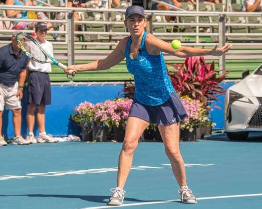 November 4, 2017 - Delray Beach, Florida, US - Tennis legend CHRIS EVERT in action on court at the Delray Beach Stadium and Tennis Center in Florida during the 2017 Chris Evert Raymond James Pro-Celebrity Tennis Classic. Chris Evert Charities has raised more than $23 million in an ongoing campaign for Florida s most at-risk children. 2017 Chris Evert Pro-Celebrity Ternnis Classic - ZUMAd84_ 20171104_zaf_d84_038 Copyright: xArnoldxDrapkinx