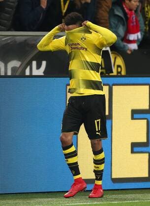 Pierre Emerick Aubameyang enttäuscht nach Spielende Enttäuschung Fußball Fussball DFL Bundesliga Herren Saison 2017 2018 04.11.2017 BVB Borussia Dortmund vs. FC Bayern München FCB