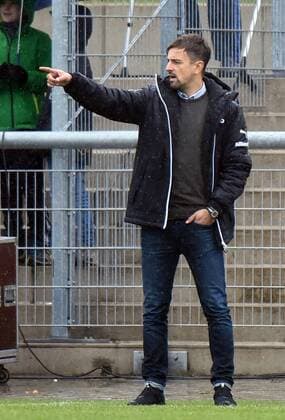 05.11.2017, xhbx, Fussball 1.Bundesliga Frauen, 1.FFC Frankfurt - SV Werder Bremen, emspor v.l. Trainer Niko Arnautis (1.FFC Frankfurt) Frankfurt am Main