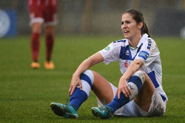Pia Rijsdijk (Duisburg, 25) enttäuscht schauend, Enttäuschung, Frustration, disappointed, pessimistisch, Fussball,Allianz Frauen-Bundesliga, FC Bayern München - MSV Duisburg,
