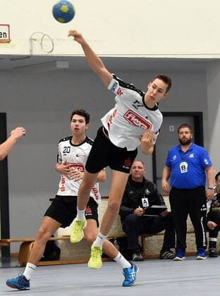 05.11.2017, xpsx, Handball A-Jugend 1.Bundesliga, HSG Hanau - TVG Junioren Akademie v.l. Tarek Marschall (Hanau) Hanau Hessen Deutschland