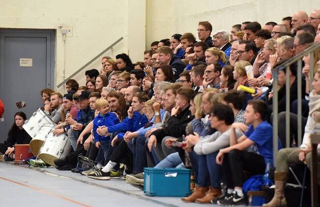 05.11.2017, xpsx, Handball A-Jugend 1.Bundesliga, HSG Hanau - TVG Junioren Akademie v.l. Zuschauer Fans Hanau Hessen Deutschland