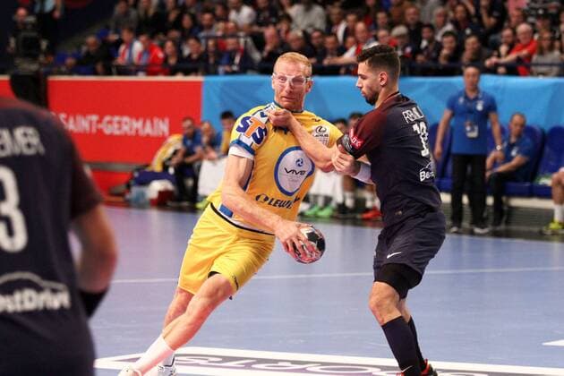 Karol Bielecki Kielce HANDBALL Paris Saint Germain Handball vs PGE Vive Kielce Velux EHF Champions League 6eme journee 05 11 2017 KevinDomas Panoramic 