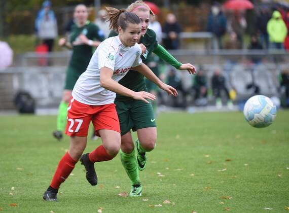 05.11.2017, xhbx, Fussball 1.Bundesliga Frauen, 1.FFC Frankfurt - SV Werder Bremen, emspor v.l. Alexandra Emmerling (1.FFC Frankfurt) Frankfurt am Main