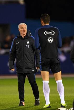 Didier Deschamps Olivier Giroud FOOTBALL Entrainement Equipe de France Clairefontaine 06 11 2017 AnthonyBIBARD FEP Panoramic 