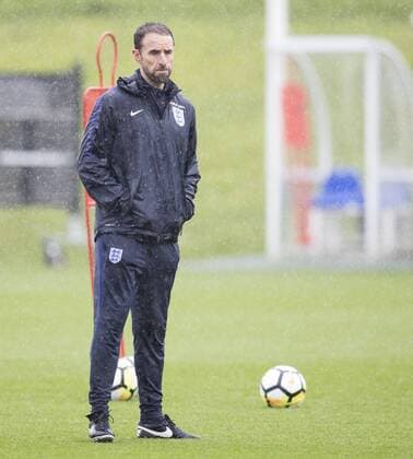 Fu?ball, Training Nationalteam England England Training Gareth Southgate of England during training at St Georges Park, Burton upon Trent Content Not Available For UK Newspapers Copyright: xJAMESxWILSONx FIL-10915-0016